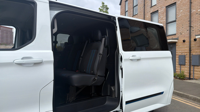 Ford Transit Custom 320 L1 Petrol Fwd 2.5 PHEV 232ps H1 Van Sport Auto - Image 5